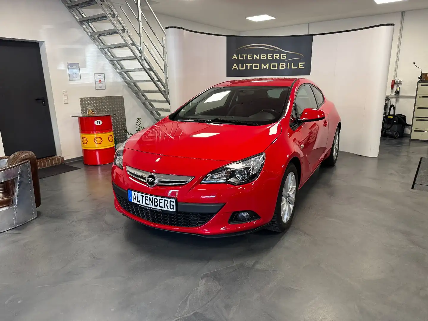 Opel Astra J GTC PDC Navi Sitzheizung Tempomat Rouge - 1