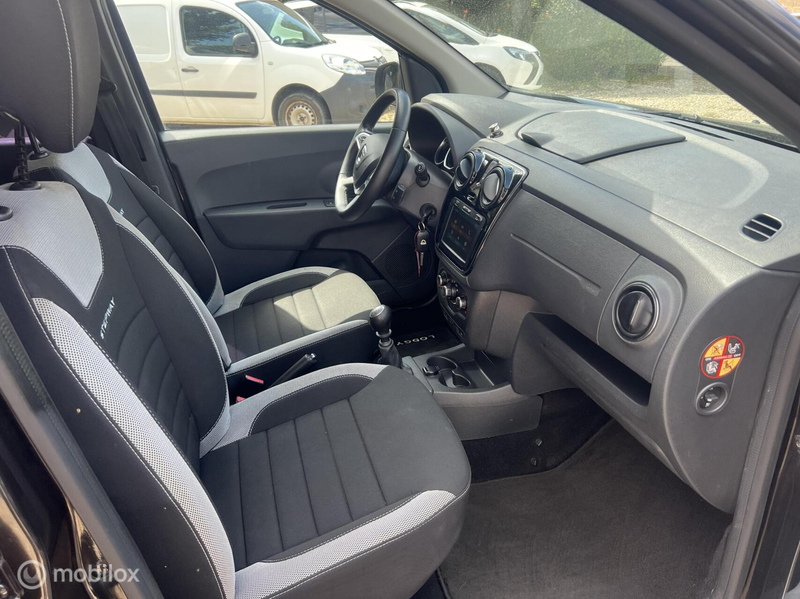 Dacia Lodgy 1.3 TCe Stepway Serie Limitee 15th Anniversary 7p. — photo 9