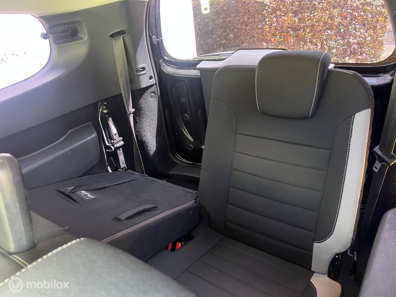 Dacia Lodgy 1.3 TCe Stepway Serie Limitee 15th Anniversary 7p. — photo 14