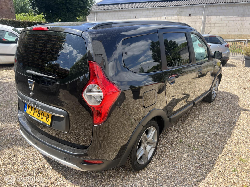 Dacia Lodgy 1.3 TCe Stepway Serie Limitee 15th Anniversary 7p. — photo 5