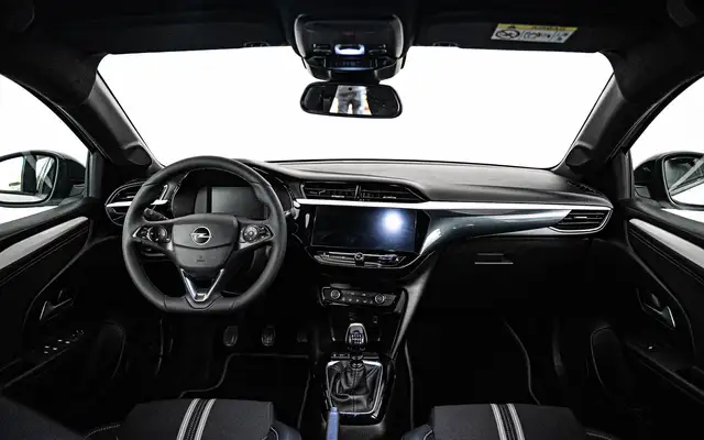 Opel Corsa view 9