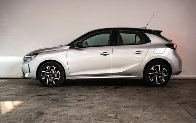 Opel Corsa view 2