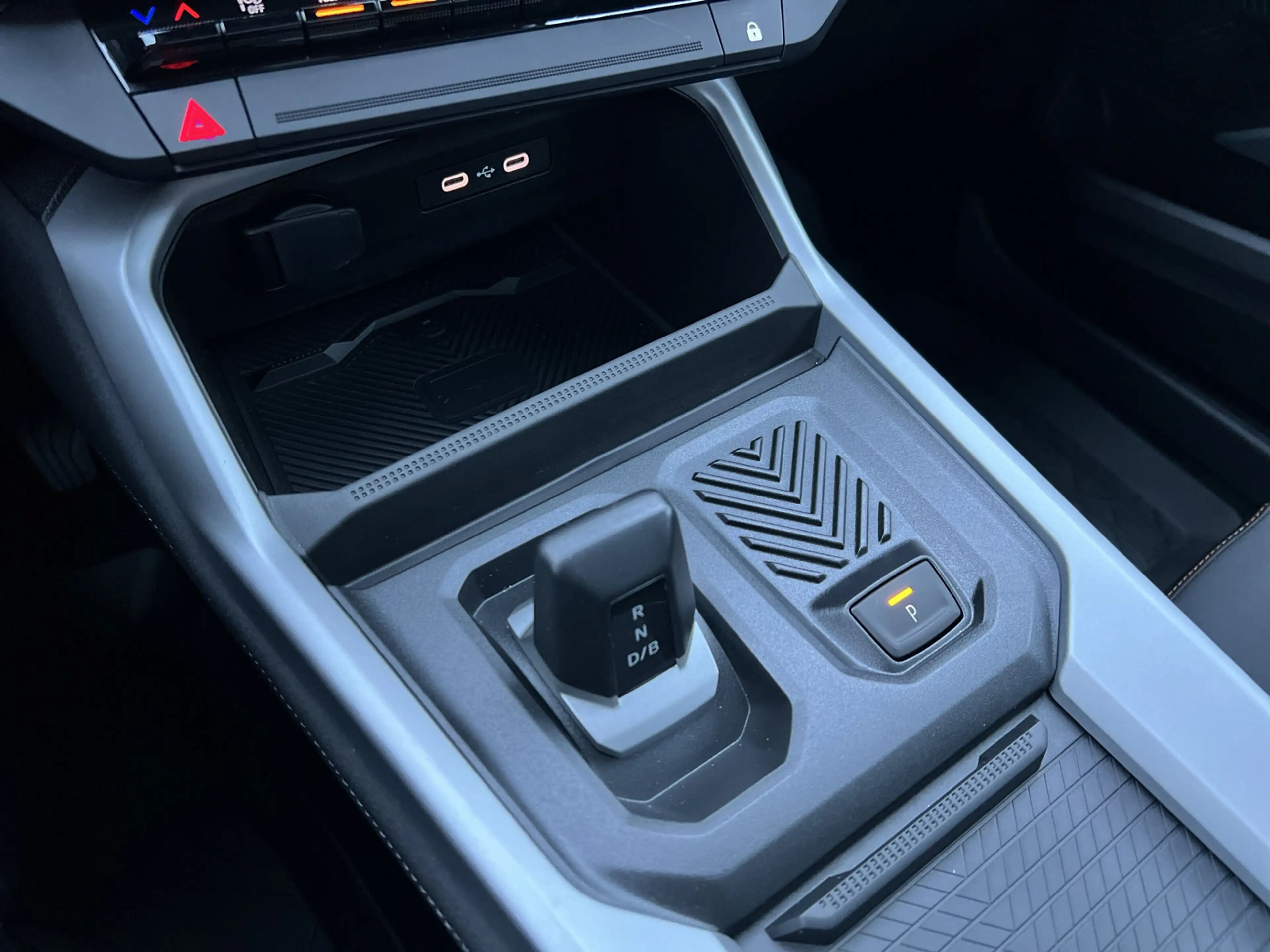 Dacia Bigster Full-Hybrid 155 Extreme el.Heckklappe+SHZ+RFK — photo 2