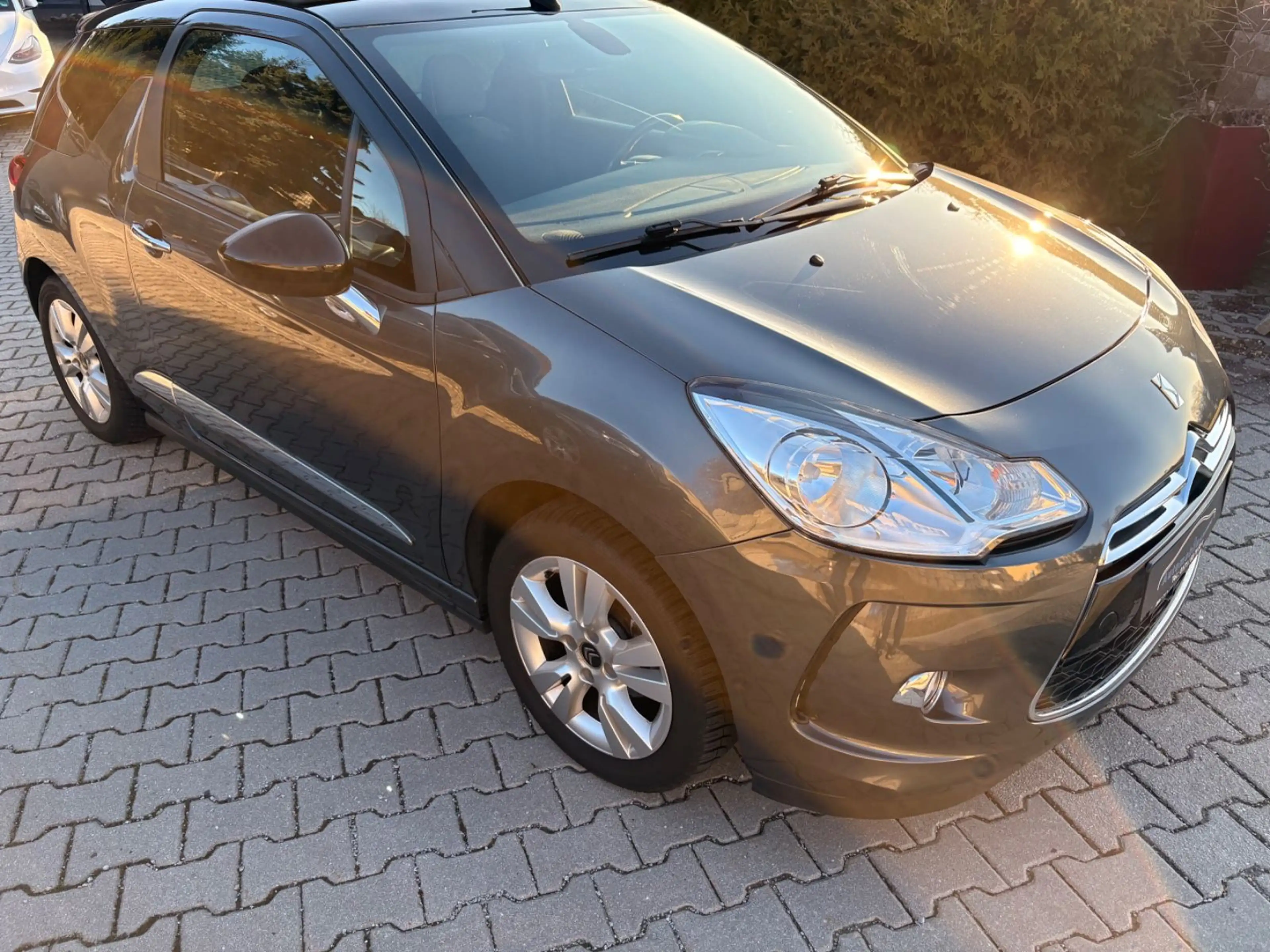 Citroen DS3 Cabrio SoChic — photo 4