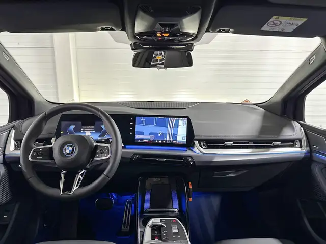BMW 2 Series view 11