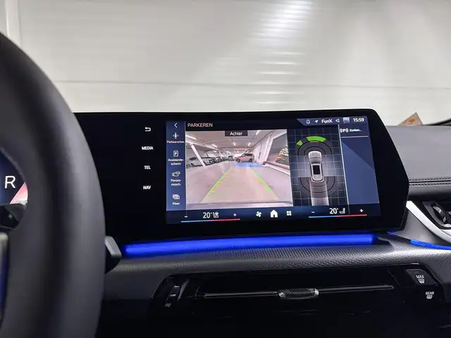BMW 2 Series view 14
