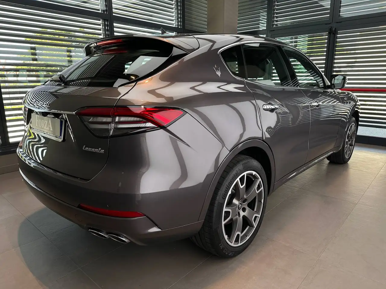 Maserati Levante 2022 — фото 14