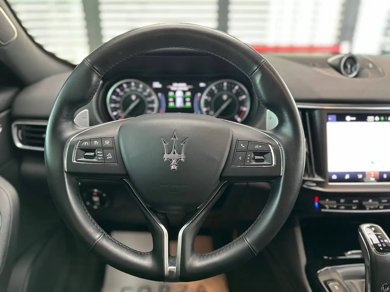 Maserati Levante 2022 — фото 10