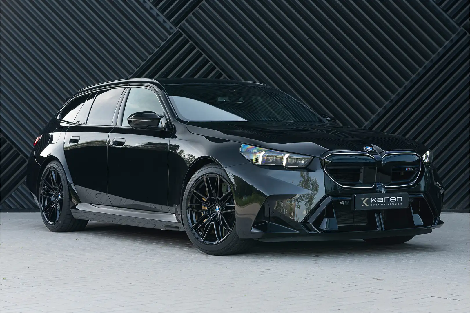 BMW M5 Touring V8 Hybride M Keramisch Pano Alcant.Hemel B Zwart - 1