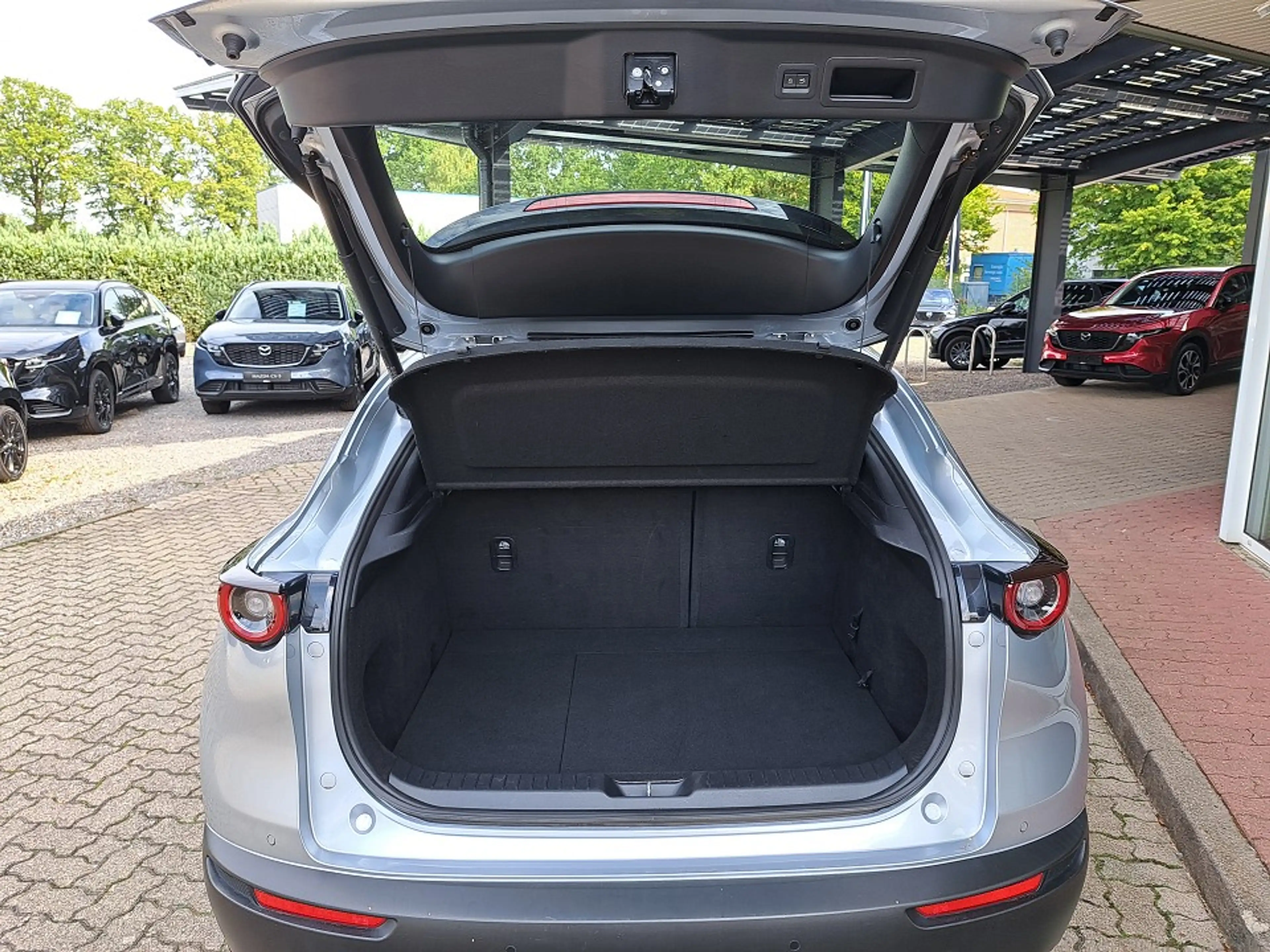 Mazda CX-30 2.0i AT SELECTION Bose, LED, 360° — photo 8