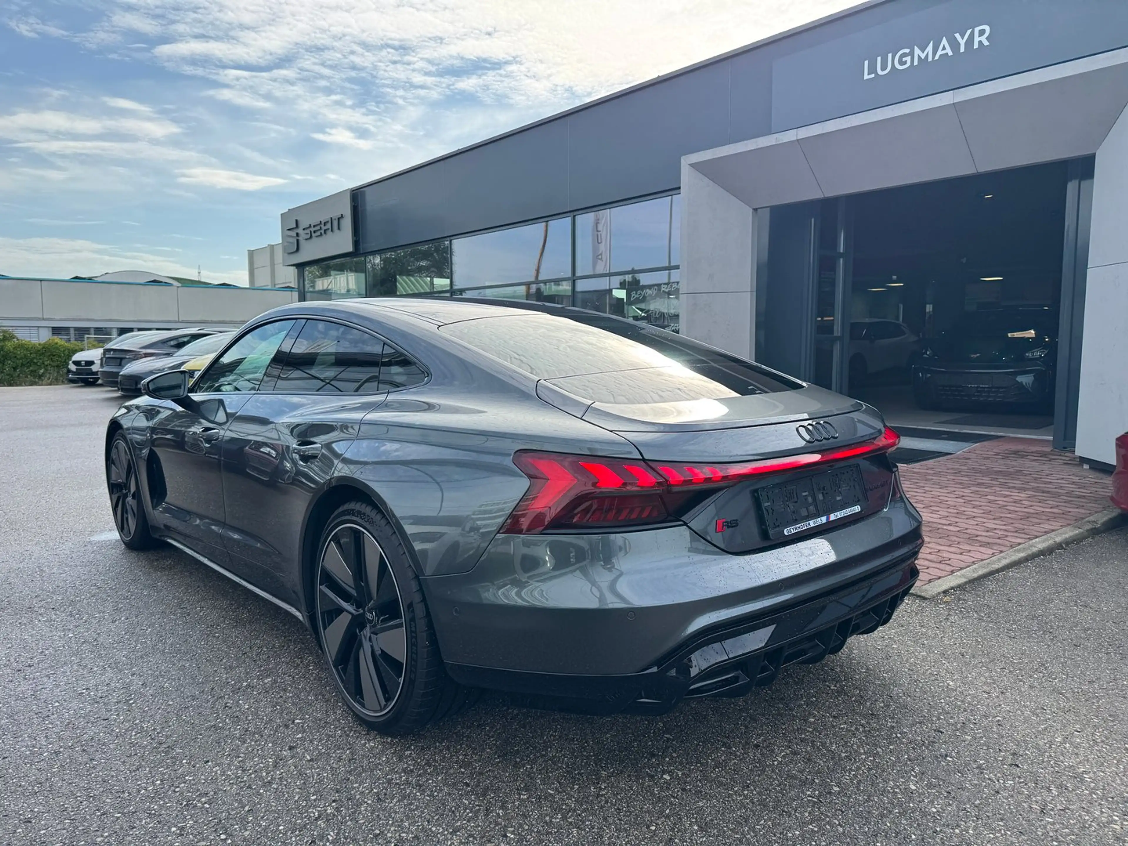 Audi RS e-tron GT — photo 4