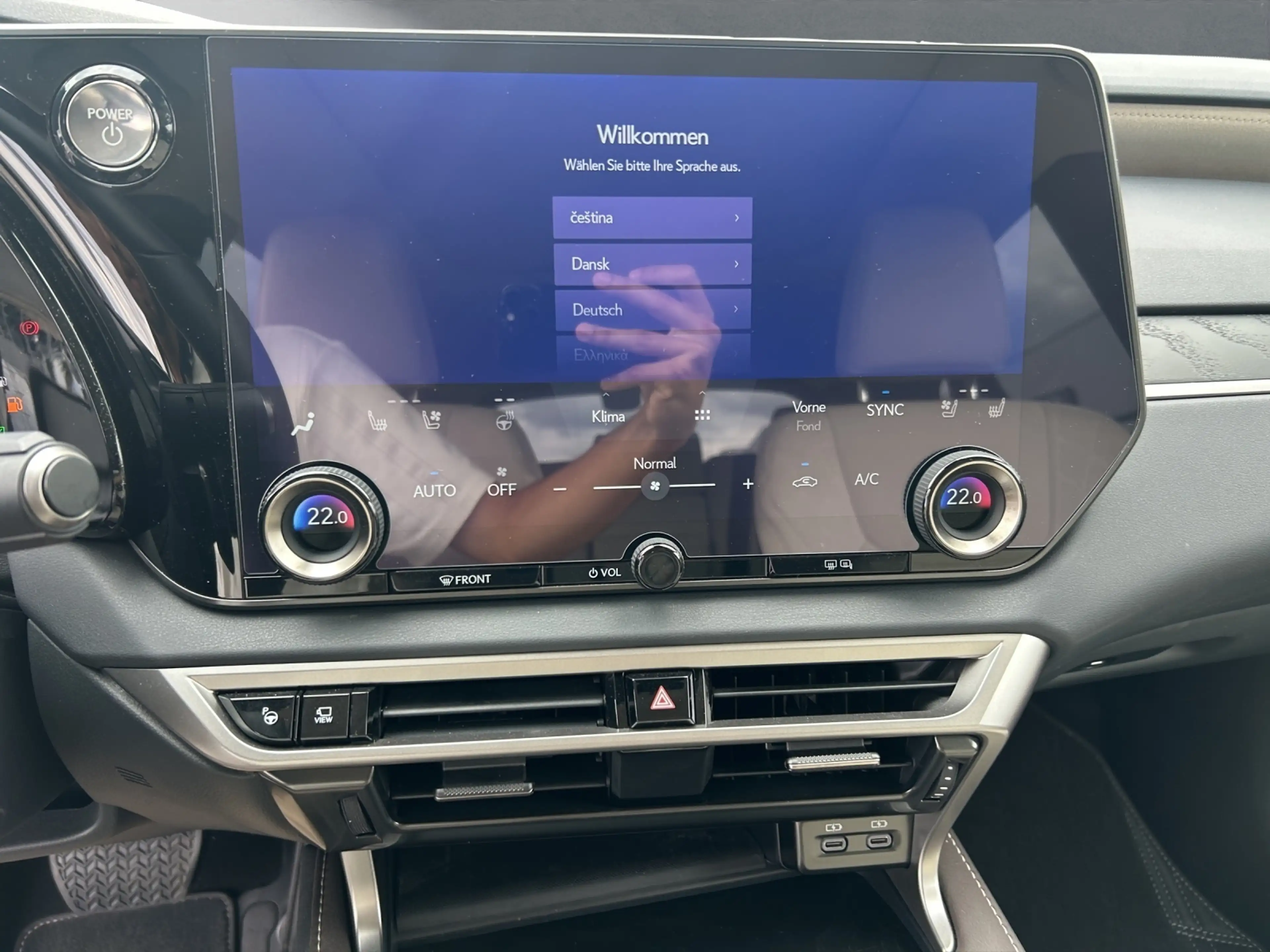 Lexus RX 450h 450 h+ E-Four Luxury Line Panorama — photo 15