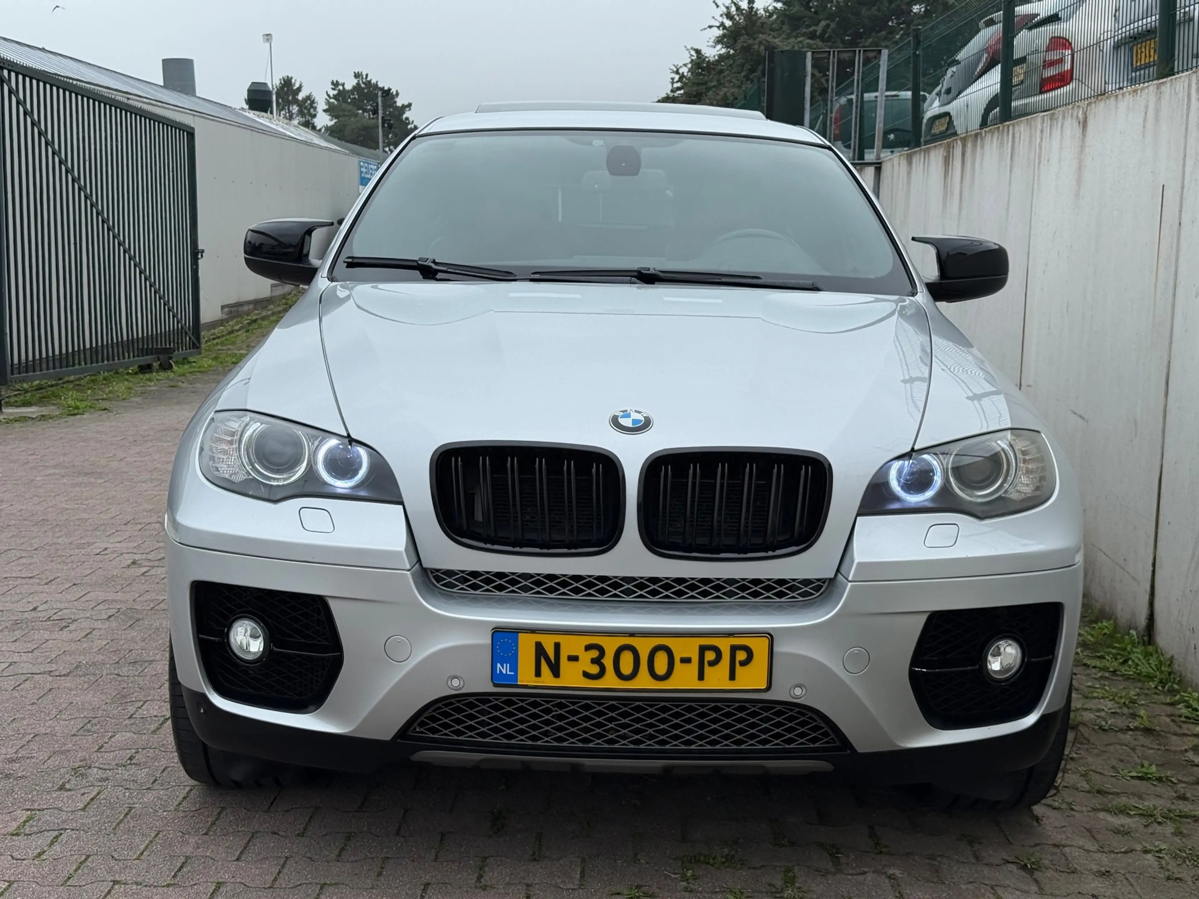 BMW X6 XDrive50i M/V8/408 PK/OPENDAK/LEDER/VIRTUAL/PDC/CA — photo 10
