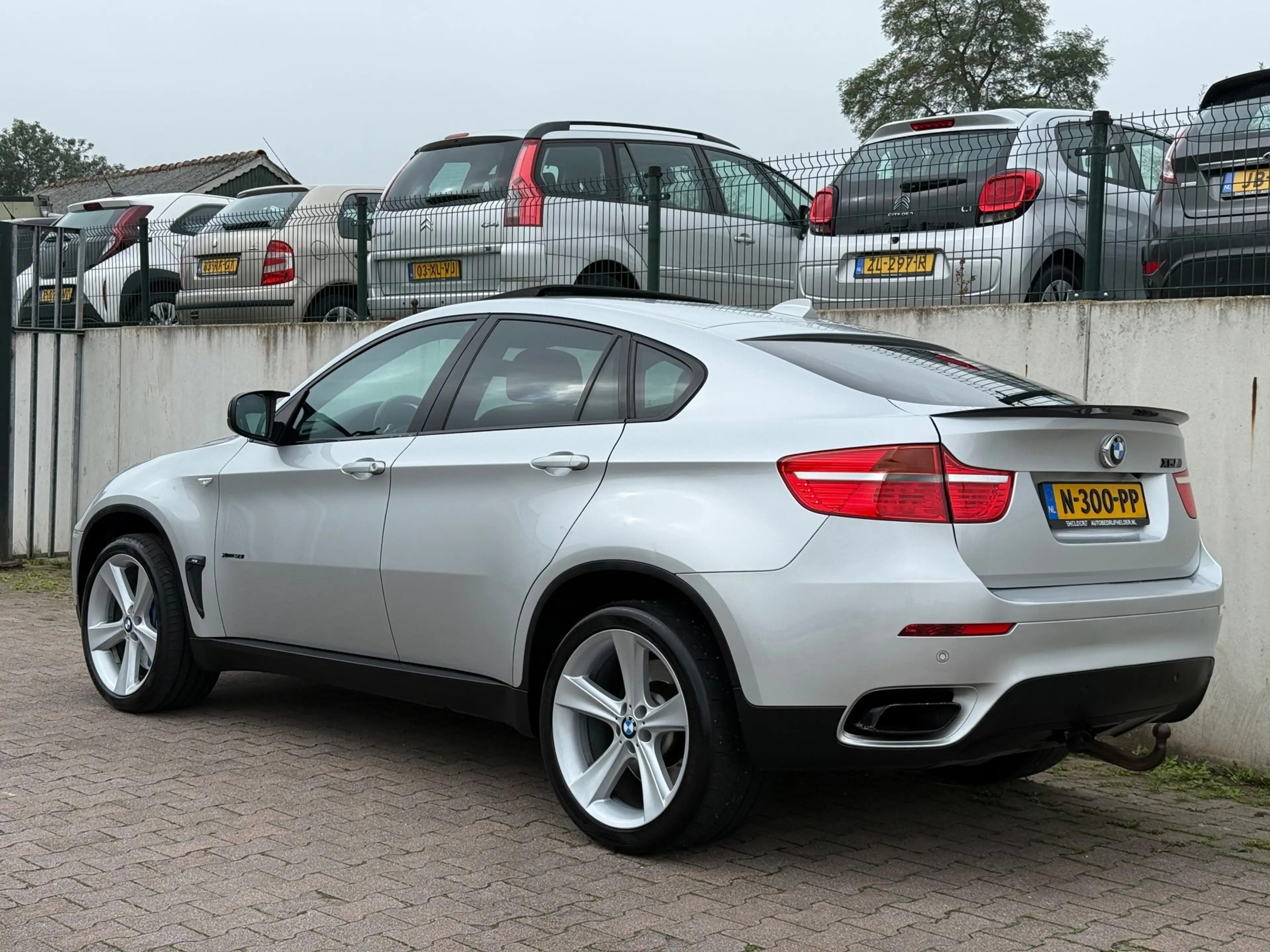BMW X6 XDrive50i M/V8/408 PK/OPENDAK/LEDER/VIRTUAL/PDC/CA — photo 5