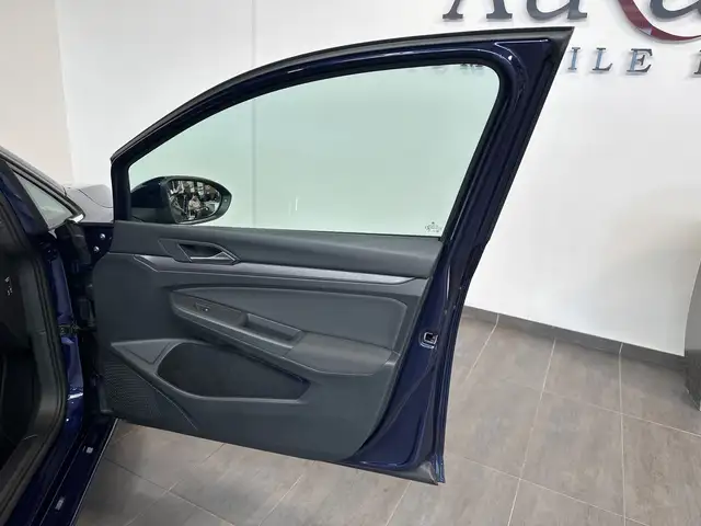Volkswagen Golf view 7