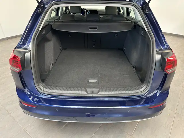 Volkswagen Golf view 8