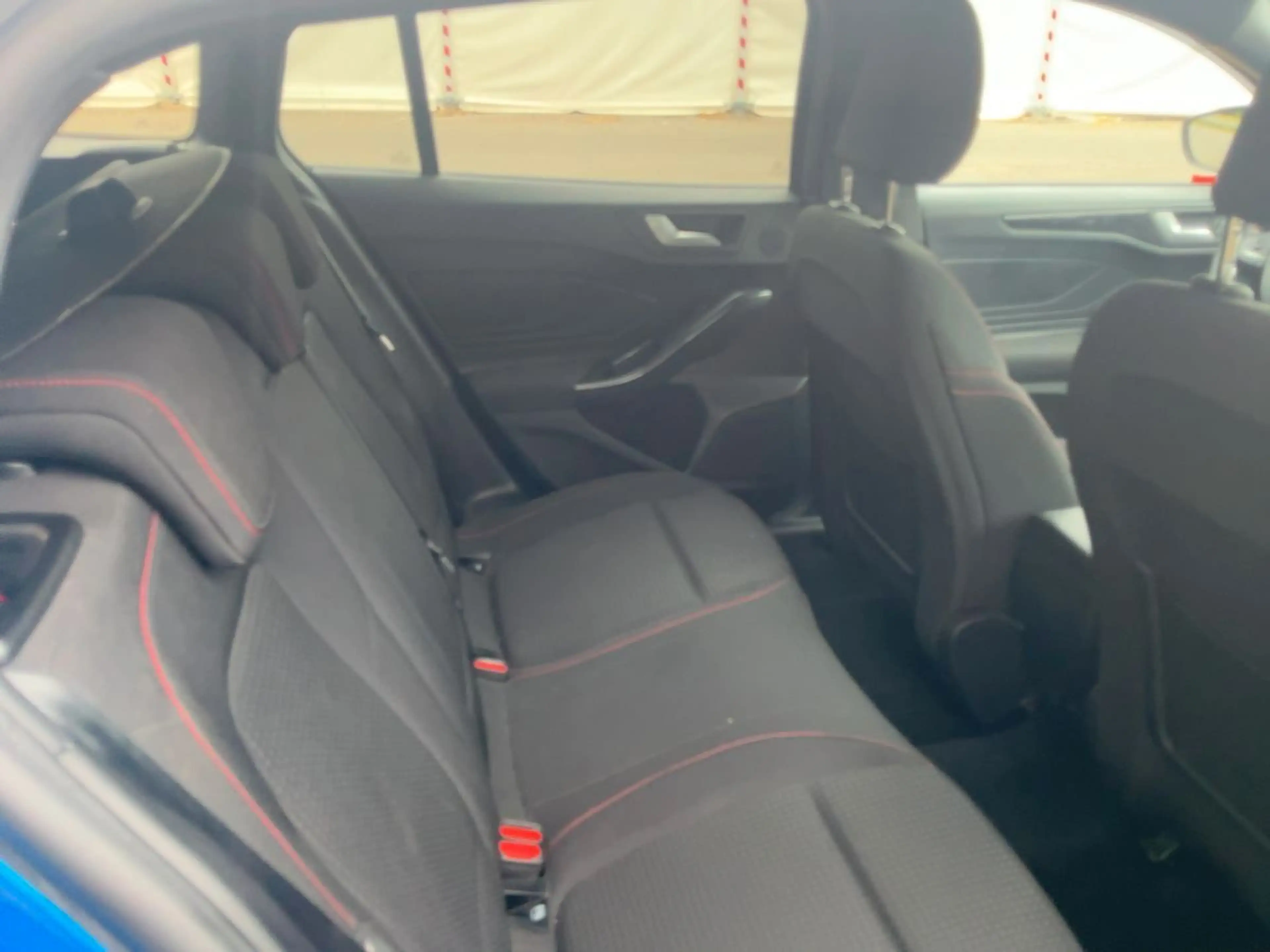 Ford Focus Turnier ST-Line X LED/AHK/Kamera/18"/1Hand — photo 7