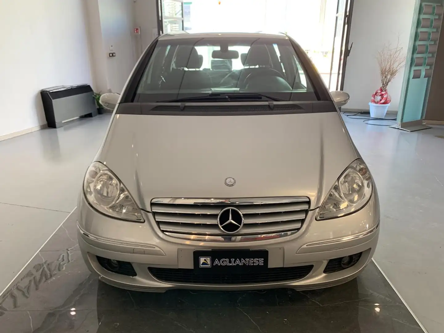 Mercedes-Benz A 150 Elegance "SCADENZA REVISIONE GPL 01/2028" Plateado - 2