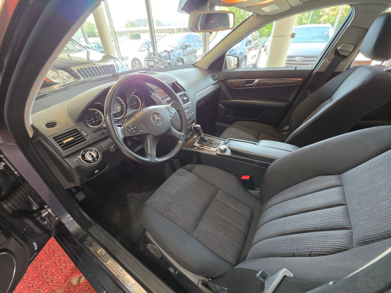 Mercedes-Benz C 220 Lim CDI BlueEfficiency+KLIMAAUTO.+PDC+ — photo 10