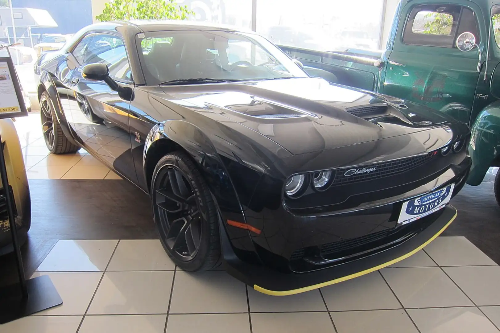 Dodge Challenger SRT8 Wide Body Černá - 1