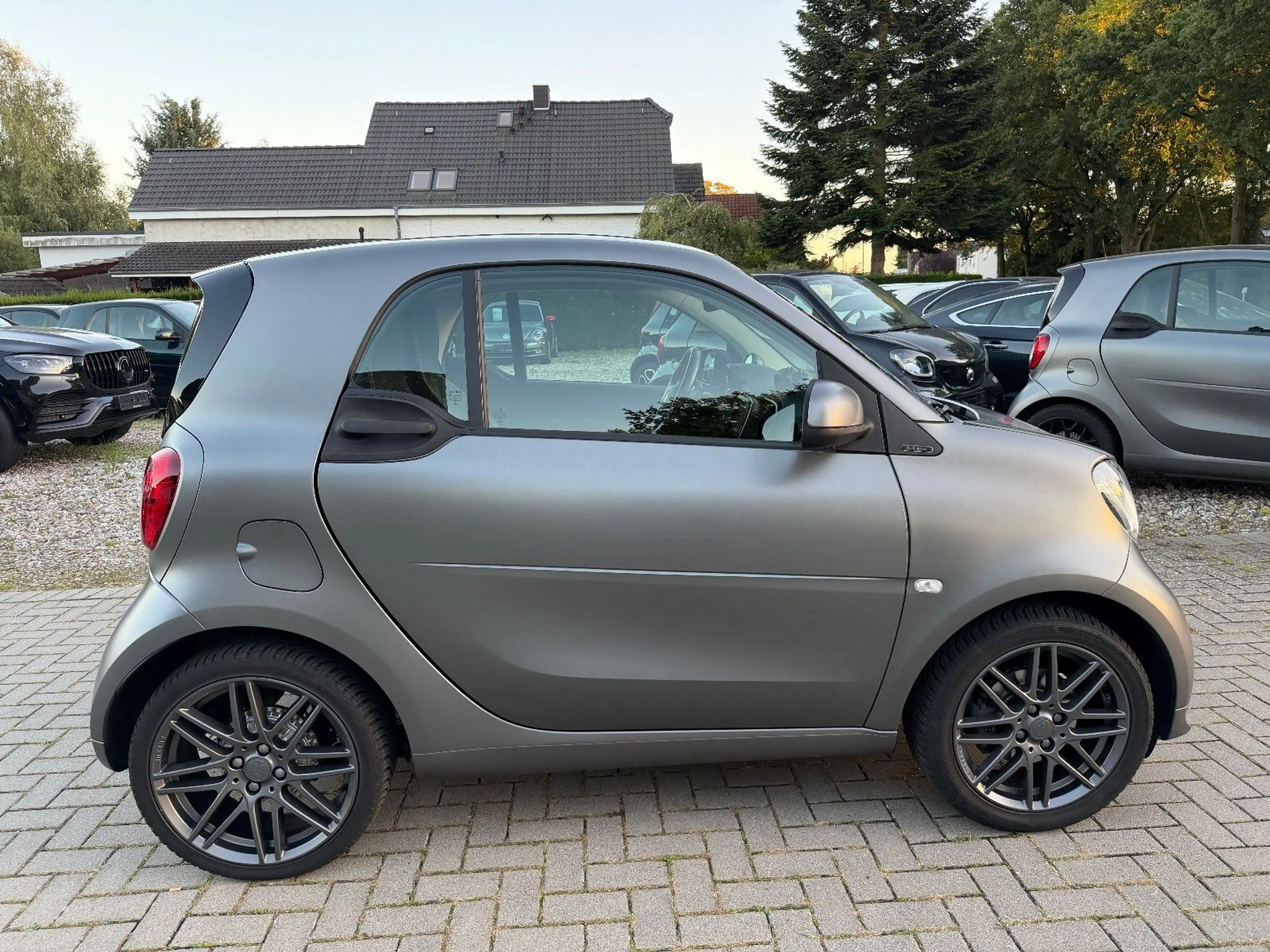 smart forTwo Brabus Xclusive 109PS-LED-NAVI-PANO-JBL-KAM-DAB — photo 8