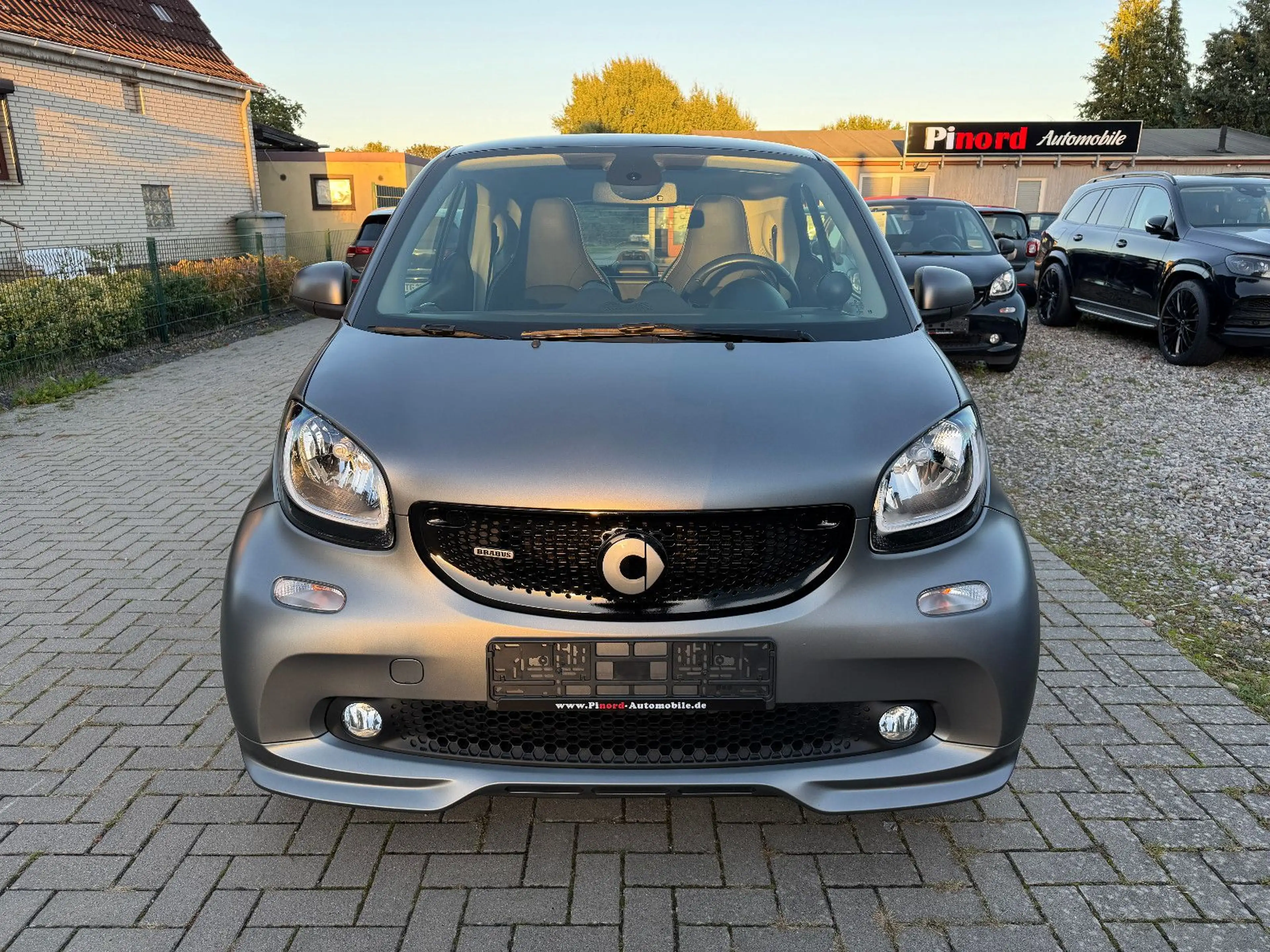 smart forTwo Brabus Xclusive 109PS-LED-NAVI-PANO-JBL-KAM-DAB — photo 2