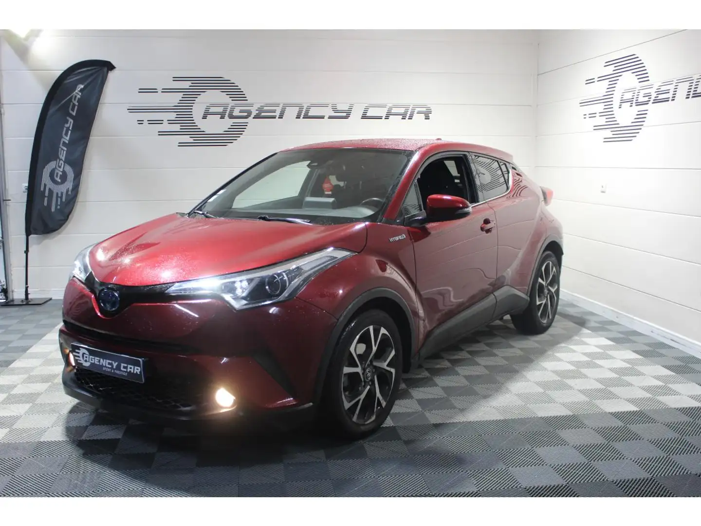 Toyota C-HR Hybride 122h - BV e-CVT  Edition suivi Toyota Rood - 2