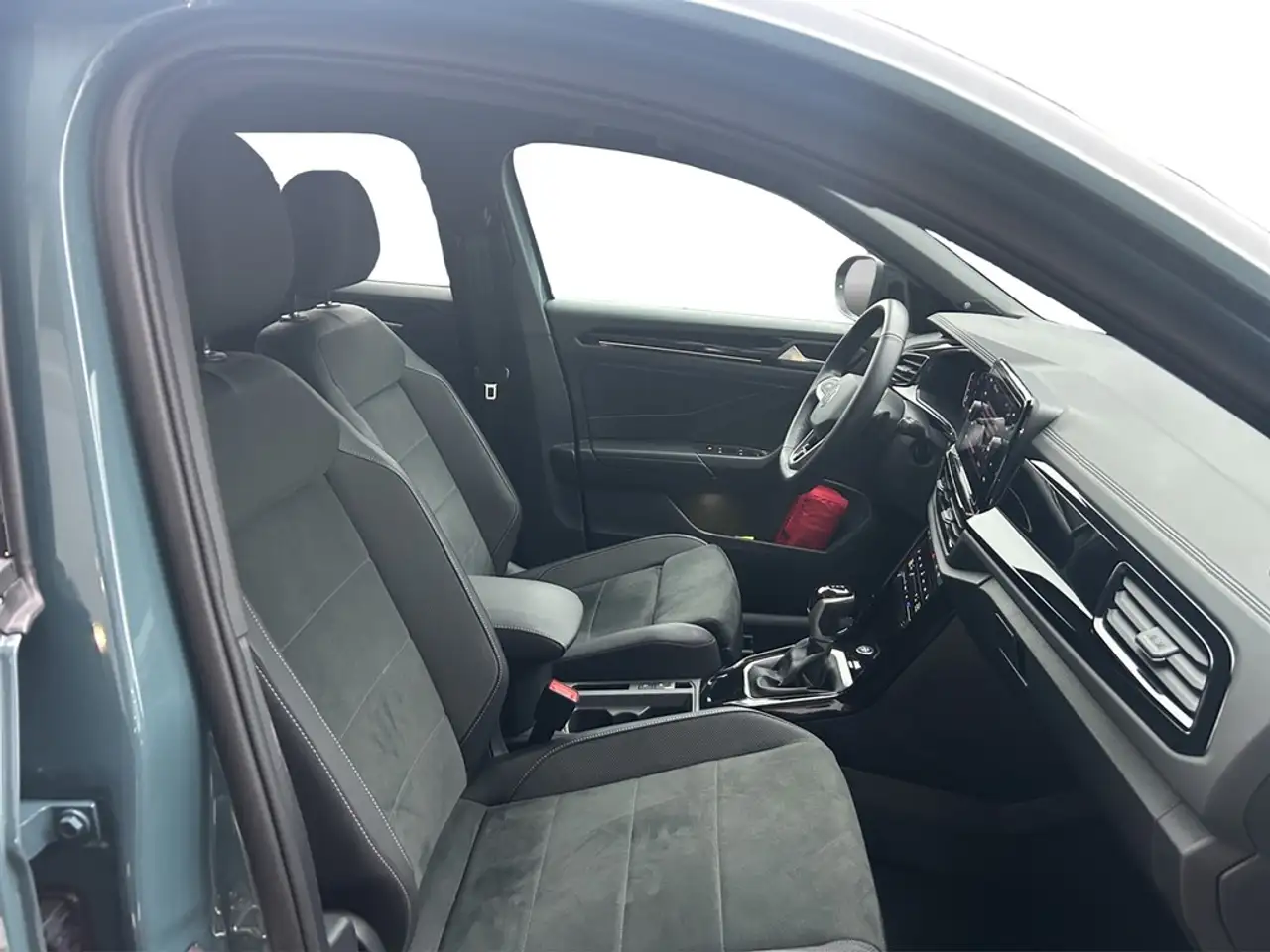 Volkswagen T-Roc 1.5 TSI DSG R-Line BEATS*IQ-LIGHT*NAV*SHZ*ACC*P... 11