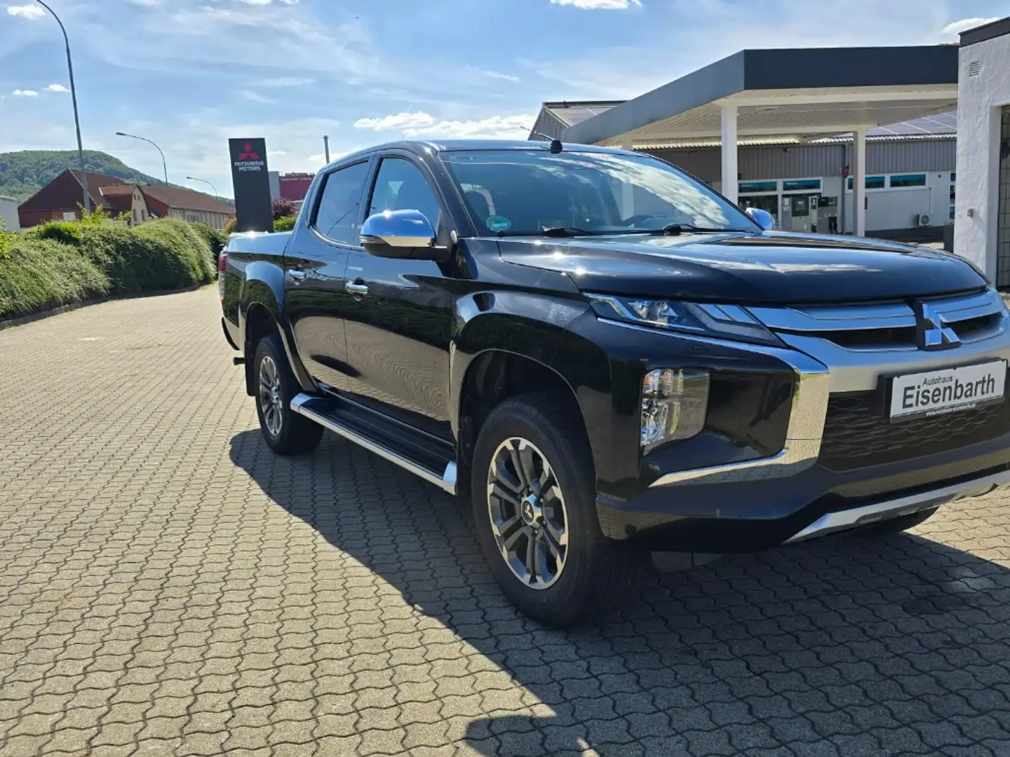 Mitsubishi L200 Doppelkabine Spirit 2.2 DI-D 4WD 6-Gang Negro - 2