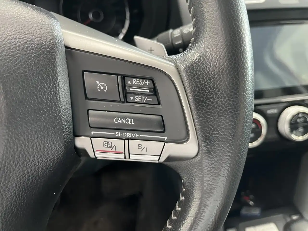 Subaru Forester снимка Subaru Forester