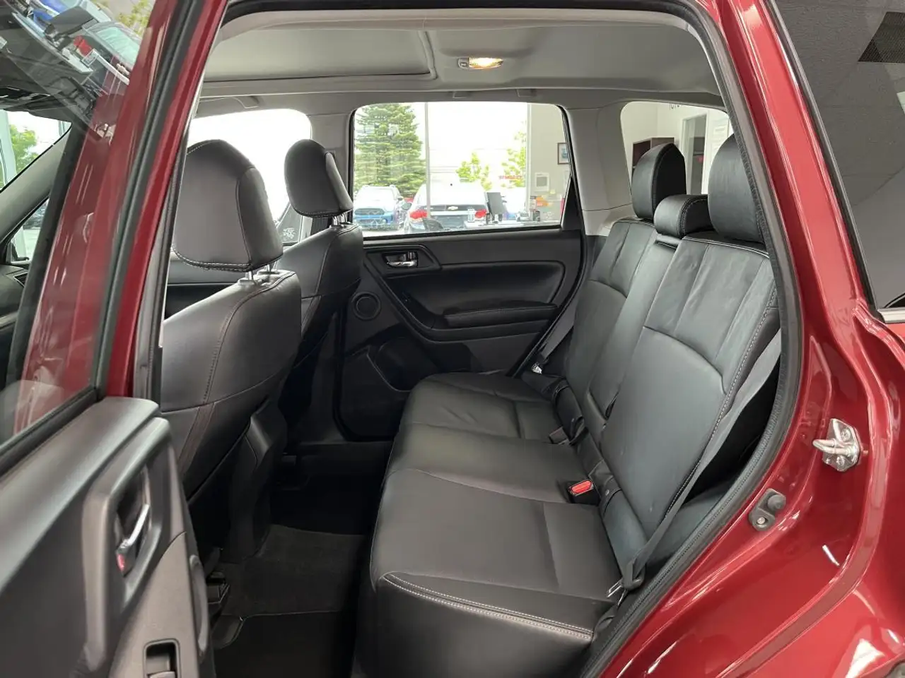 Subaru Forester снимка Subaru Forester