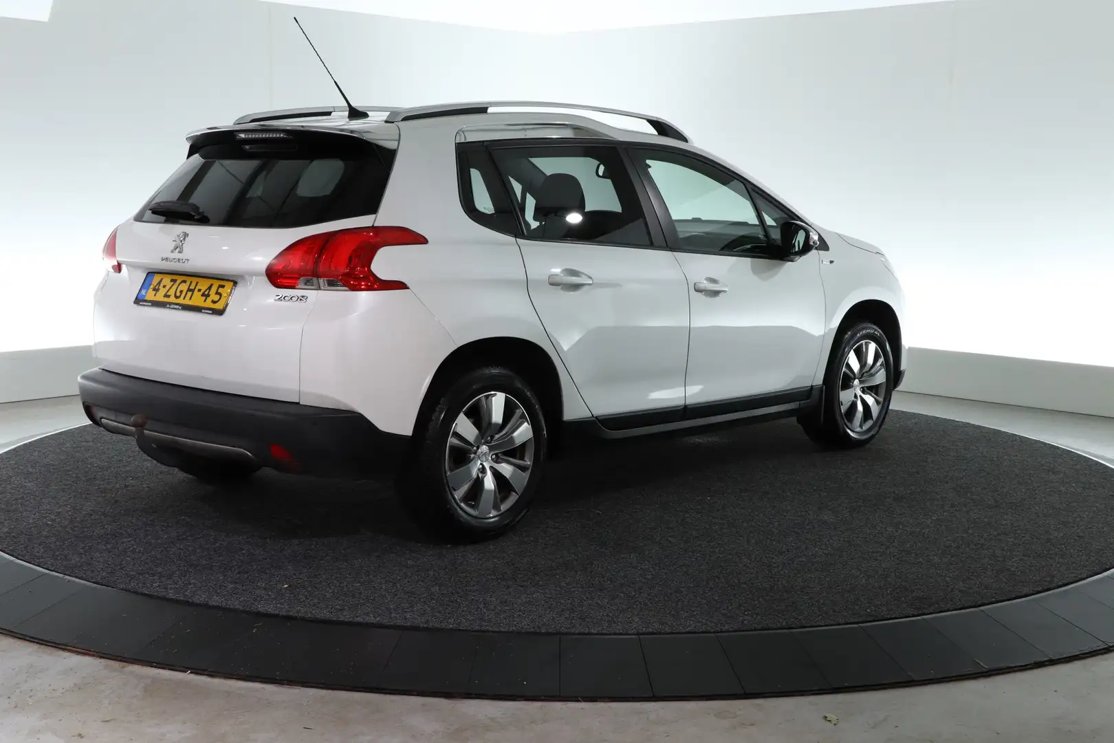 Peugeot 2008 1.2 PureTech Style | TREKHAAK | PANO-DAK | Wit - 2
