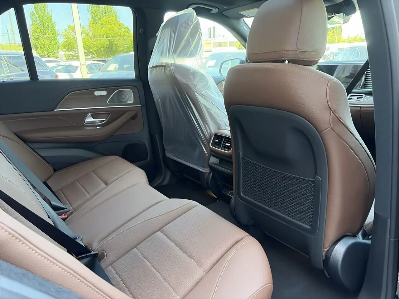 Mercedes-Benz GLE снимка Mercedes-Benz GLE