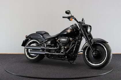 Harley-Davidson FLFBSANV 114CI Vivid Black