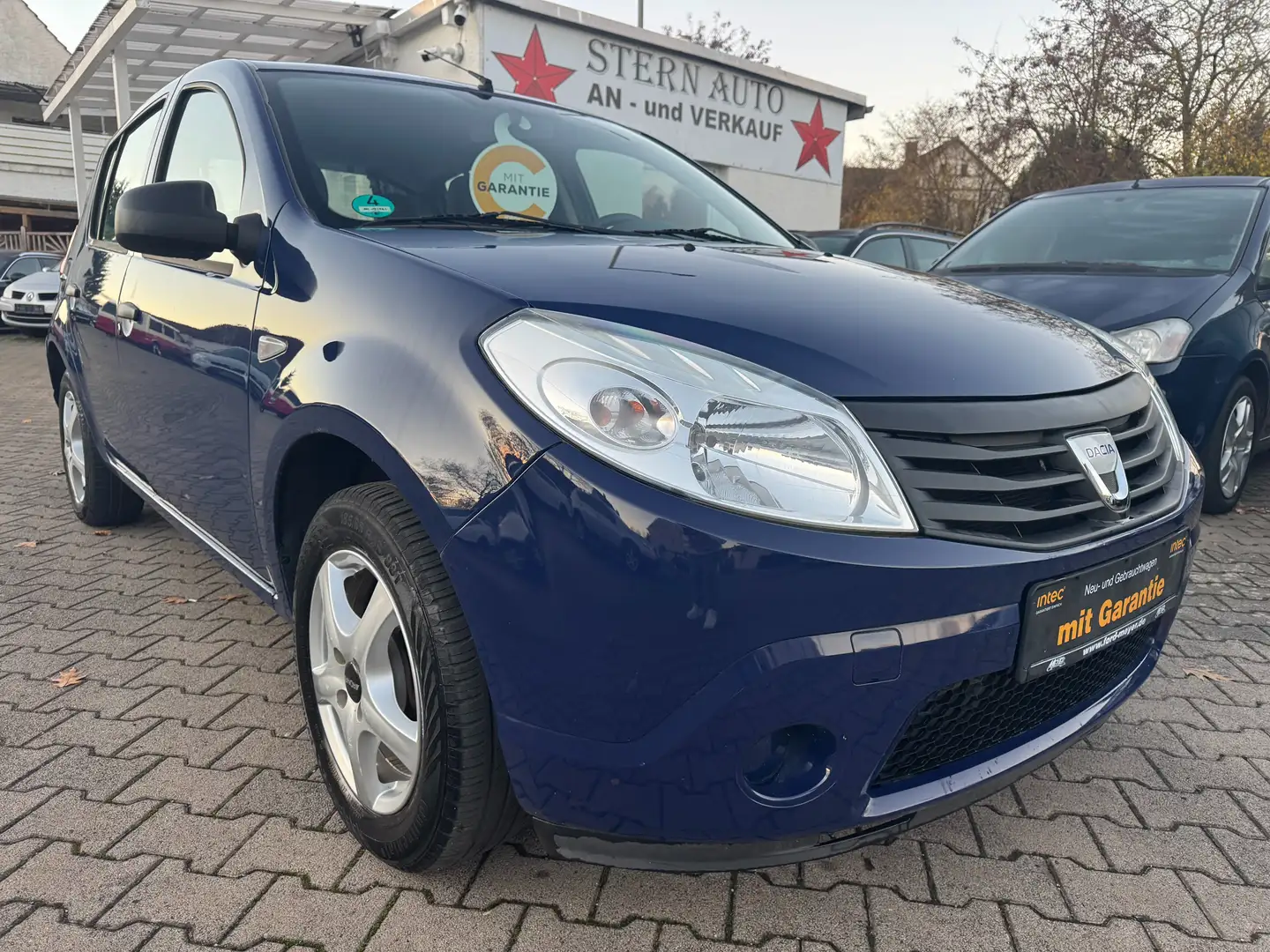 Dacia Sandero Basis*Top Zustand*Garantie*TÜV Neu Bleu - 1