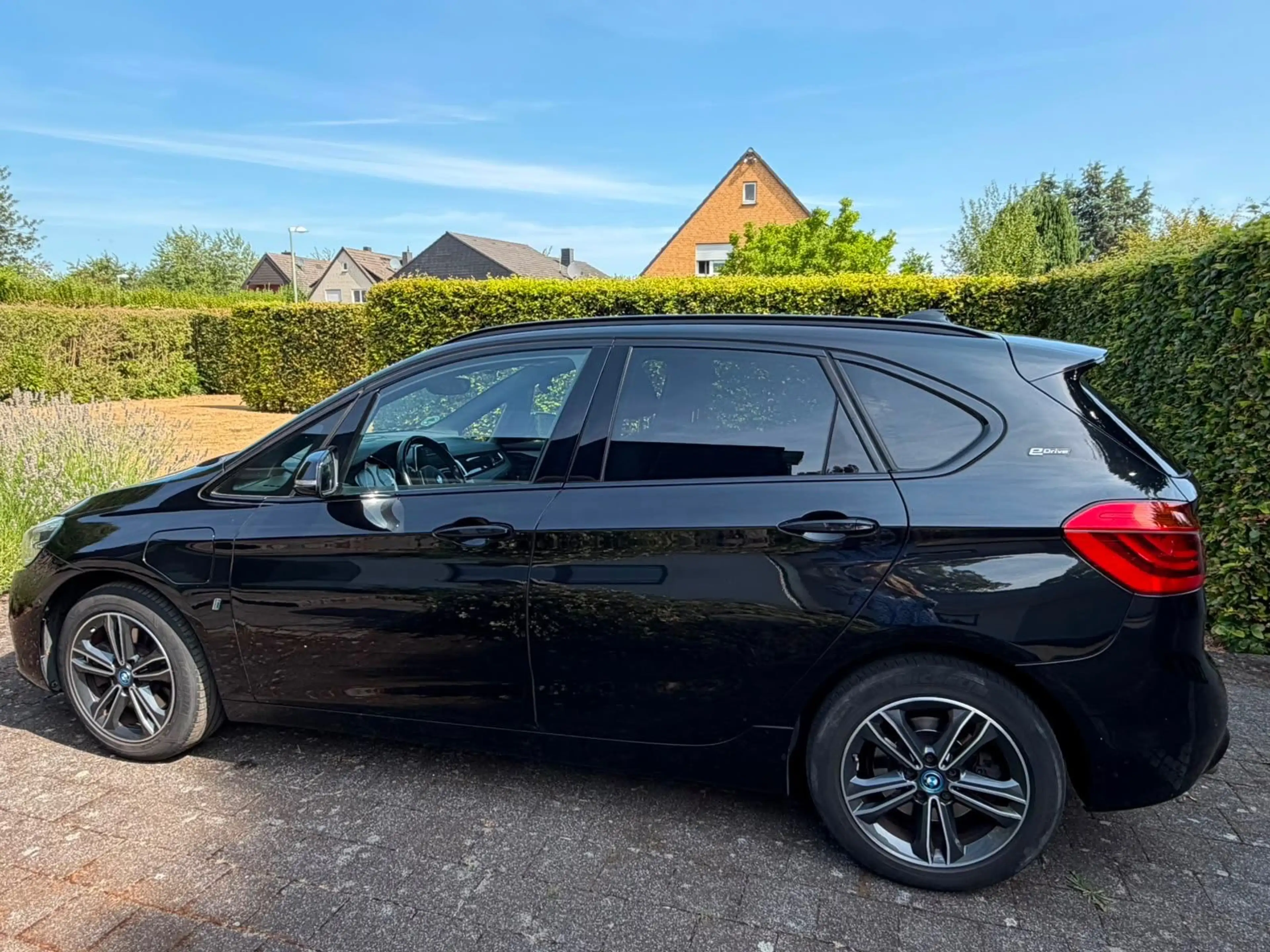 BMW 225 225 xe Active Tourer Sport Line Allrad 1.Hand — photo 4