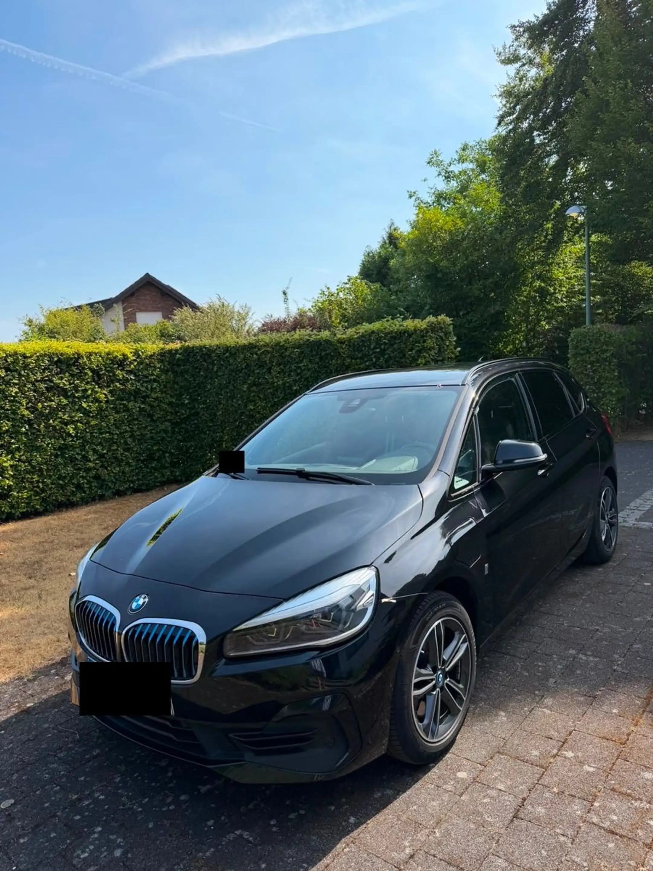 BMW 225 225 xe Active Tourer Sport Line Allrad 1.Hand — photo 2