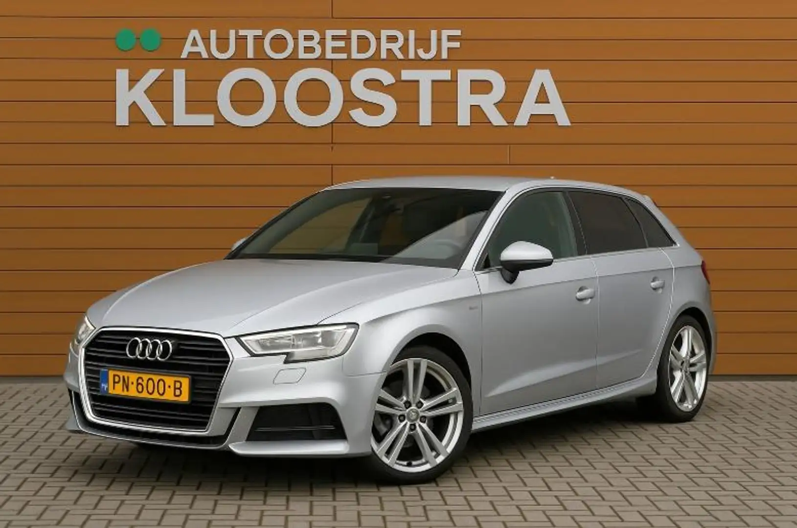 Audi A3 Sportback 1.6 TDI Sport S Line Edition | 3x S line Gris - 1