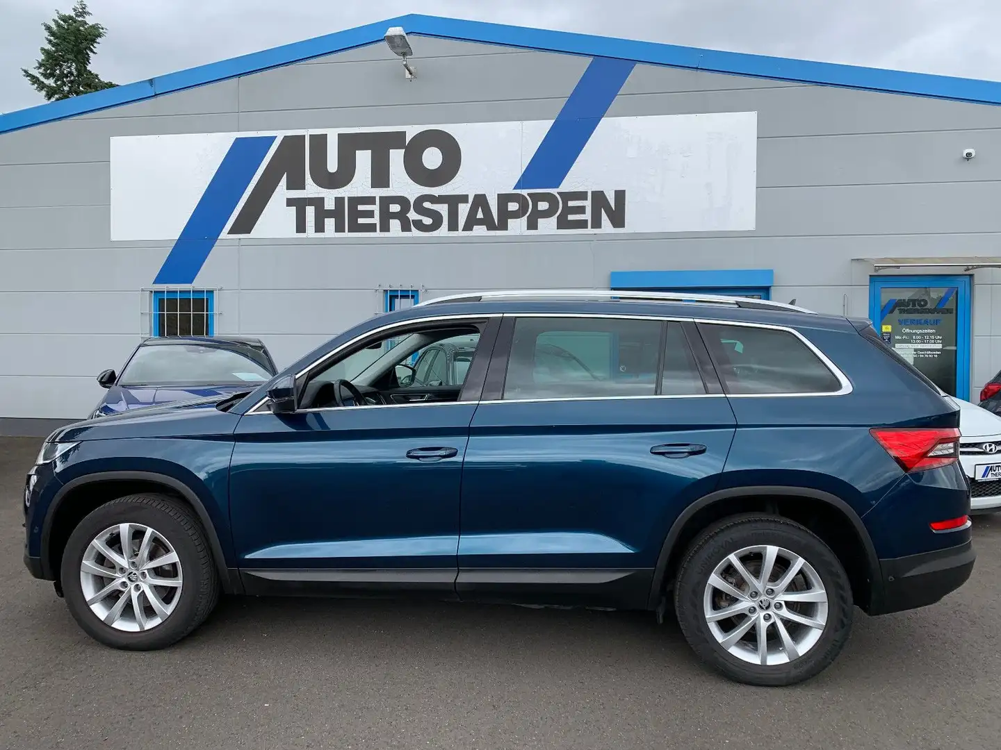 Skoda Kodiaq Style DSG AHK/Kamera/Navi/LED/ACC/18°Alu Blau - 1