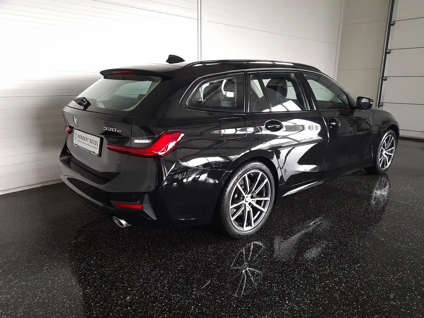 BMW 330 e Touring Sport Line PHEV 4x4 Aut. *18 ZOLL / V... Schwarz - 2