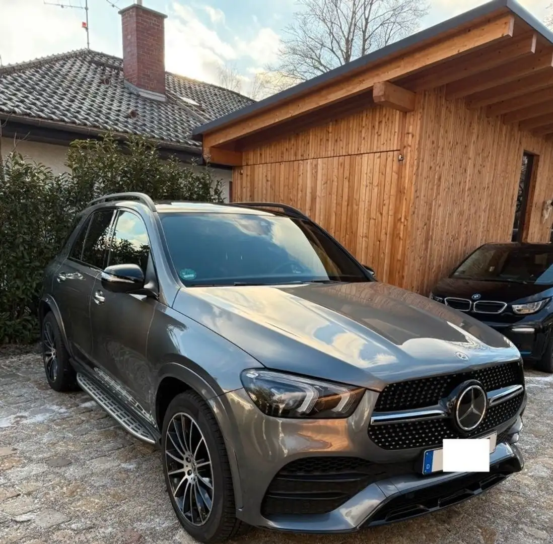 Mercedes-Benz GLE 400 GLE-Coupe d 4Matic 9G-TRONIC AMG Line Szary - 1