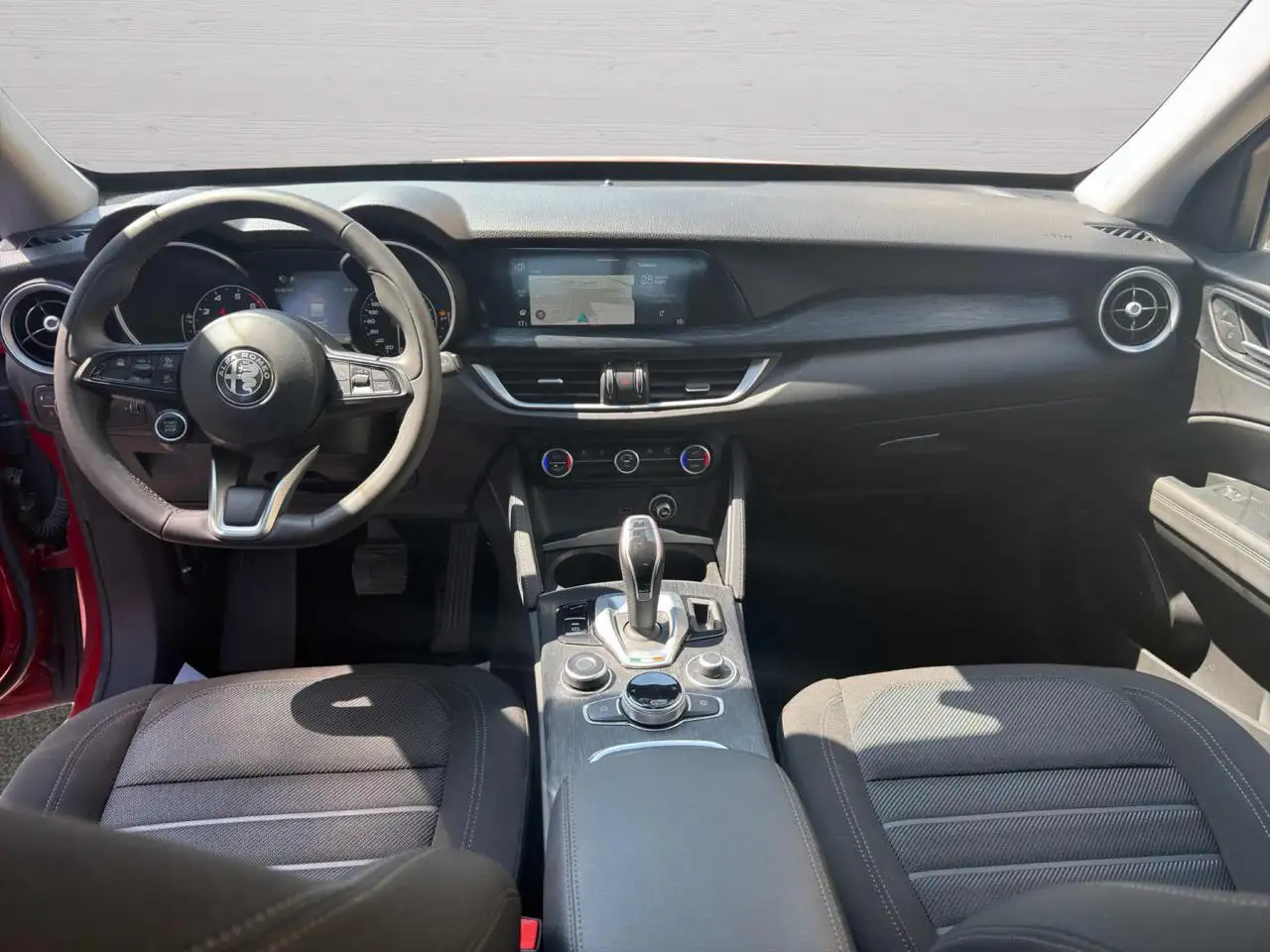 Alfa Romeo Stelvio 2021 — фото 11