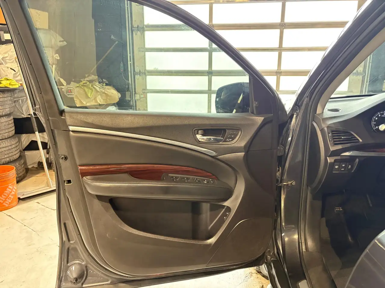 Acura MDX снимка Acura MDX