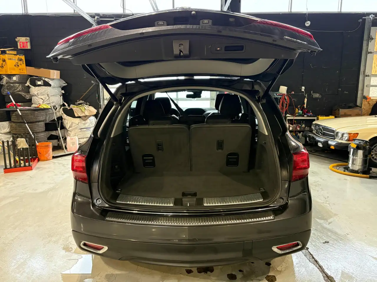 Acura MDX снимка Acura MDX