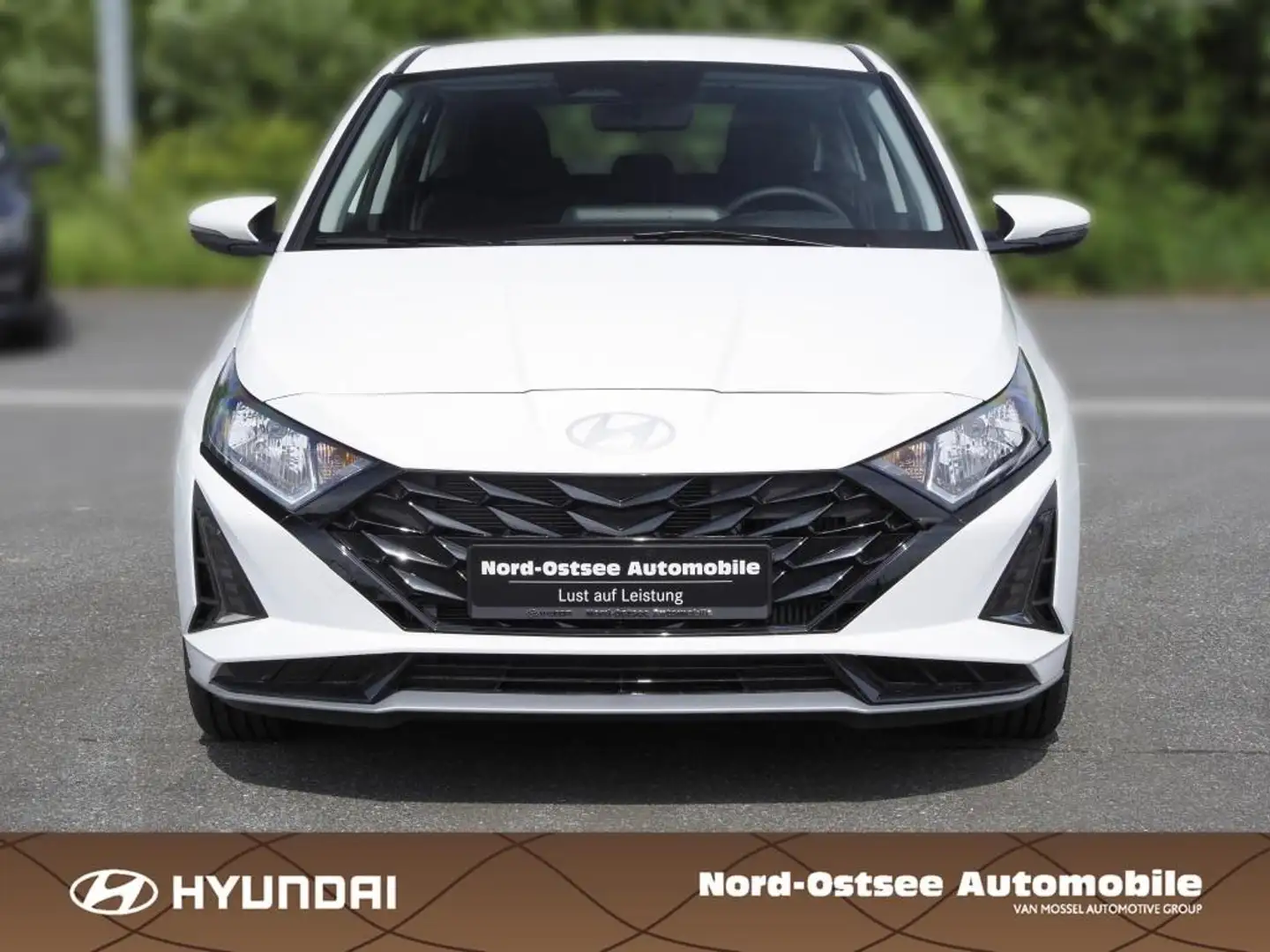 Hyundai i20 Trend Komfort-Paket Weiß - 2