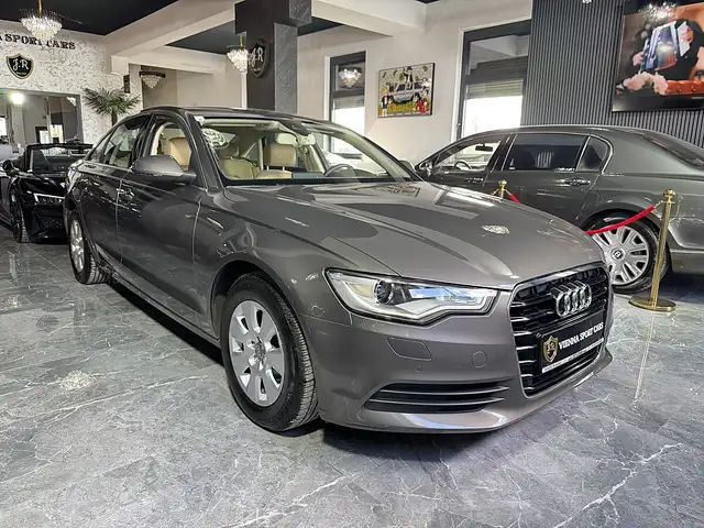 Audi A6 view 5