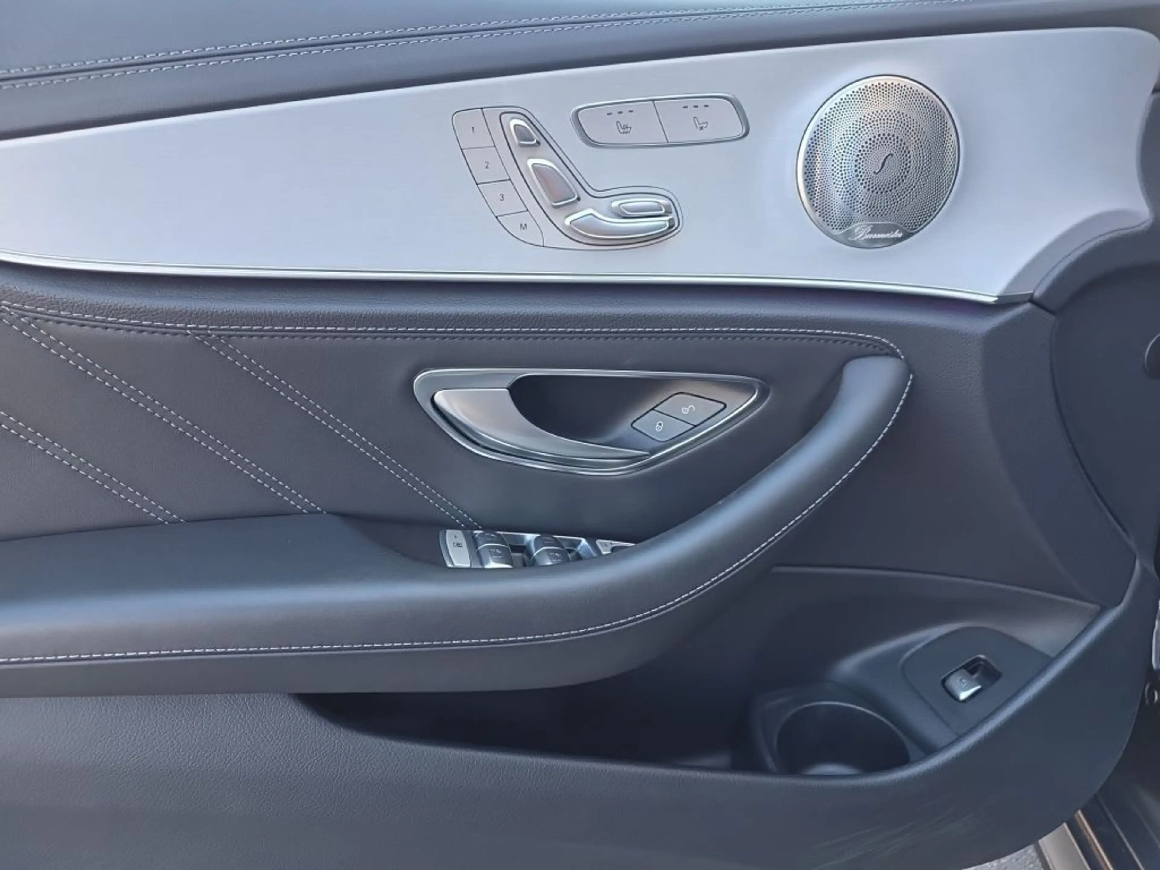 Mercedes-Benz E 63 AMG S 4Matic+ T 9G-TRONIC — photo 10