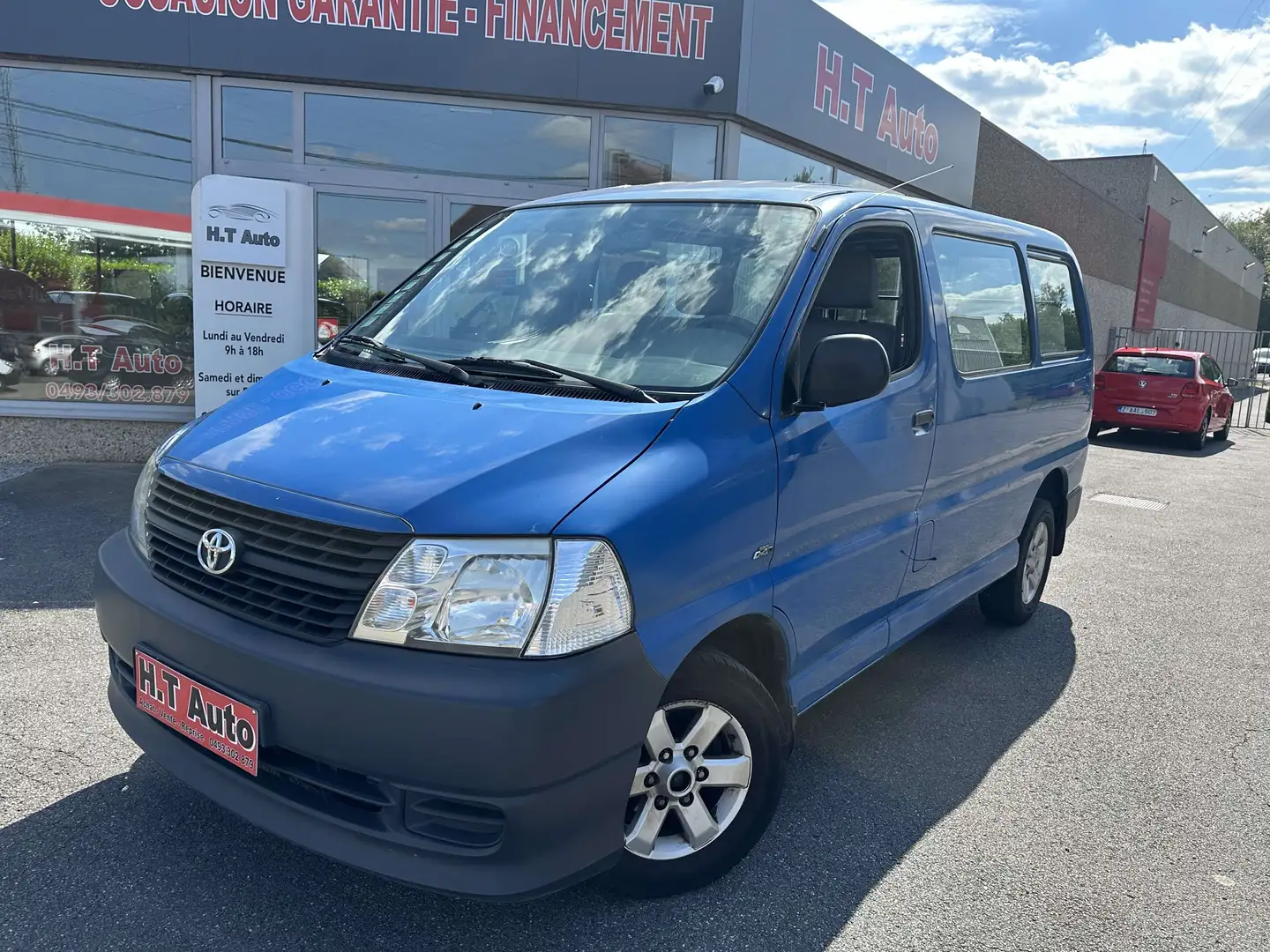 Toyota Hiace 2.5 Turbo D-4D/ 3 places/Utilitaire Verde - 1