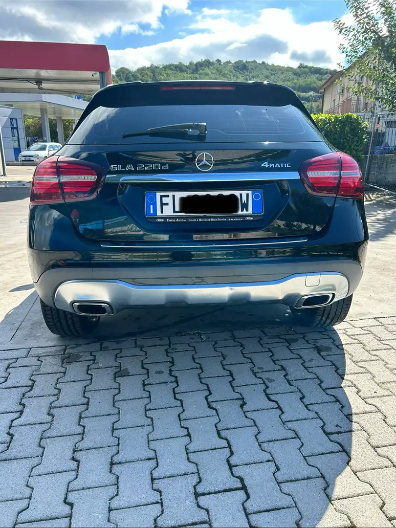 Mercedes-Benz GLA 220 d Sport 4matic 177cv auto Černá - 2