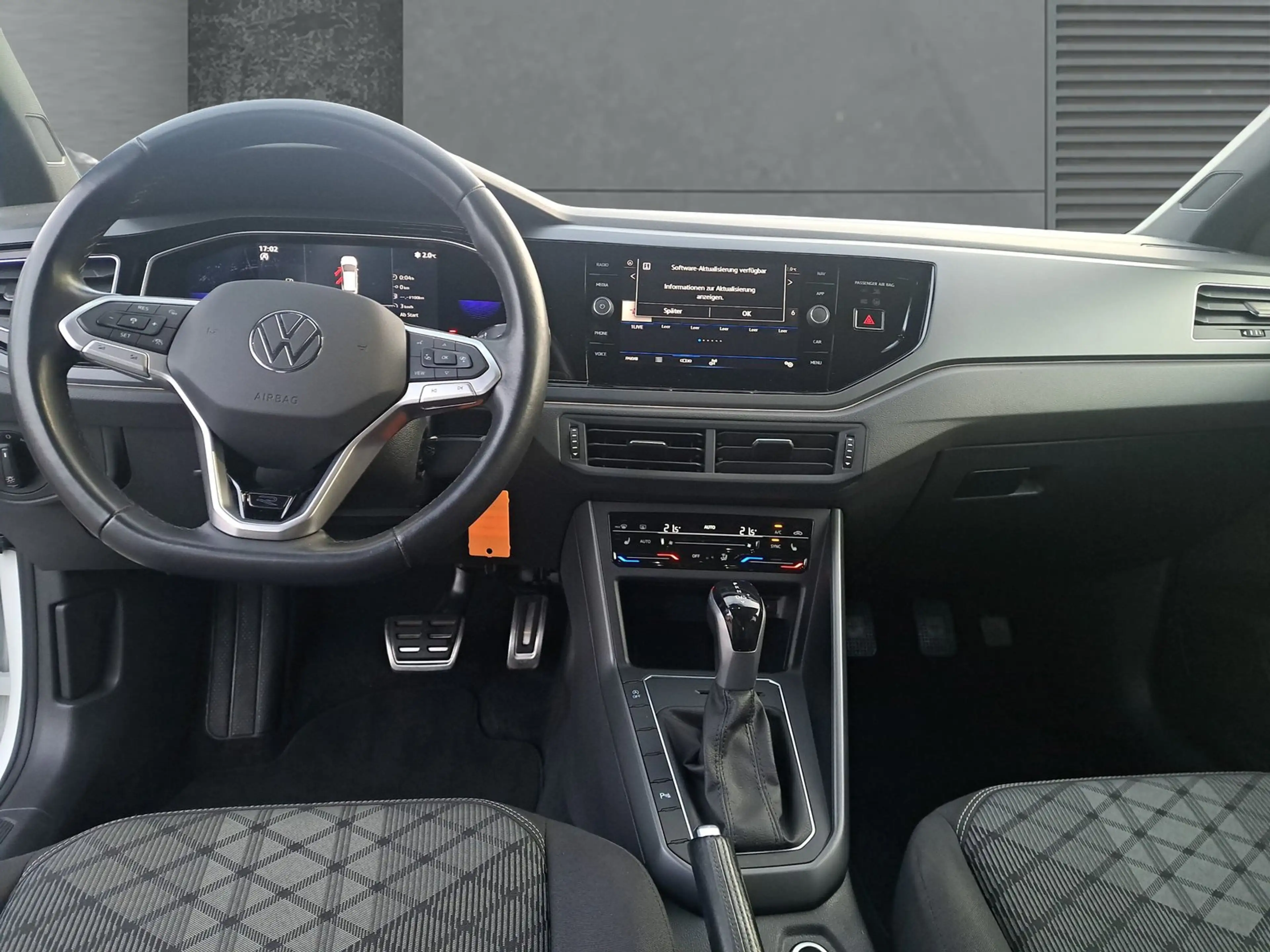 Volkswagen Taigo 1.0 TSI DSG R-Line OPF AHK — photo 9